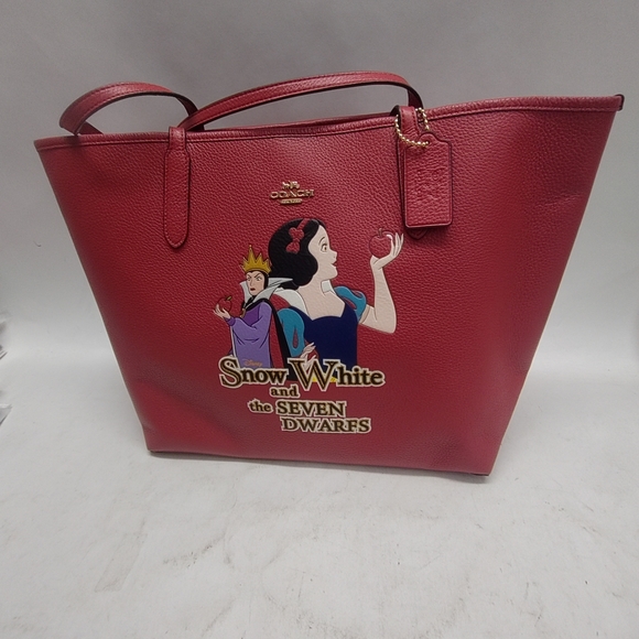Snow White Coach x Disney Limited Edition Discontinued - Picture 2 of 5